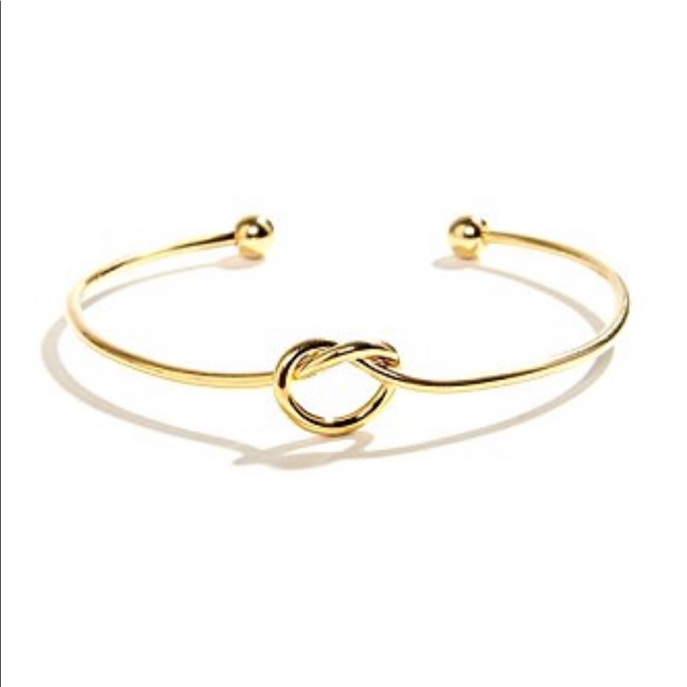 Gold tie the knot Love heart cuff bracelet